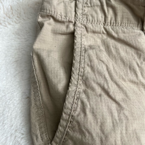 CHAPS Mens Cargo Shorts Size 38 Khaki Beige | Multi-Pocket Outdoor Hiking Casual - Picture 11 of 11